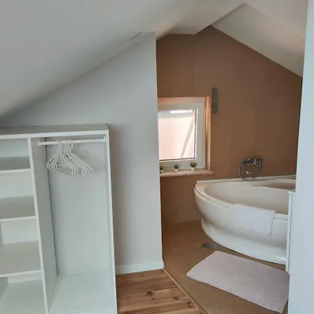 Casa 10 - Do Pedrogao 公寓 莱里亚