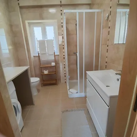 Casa 10 - Do Pedrogao * Leiria